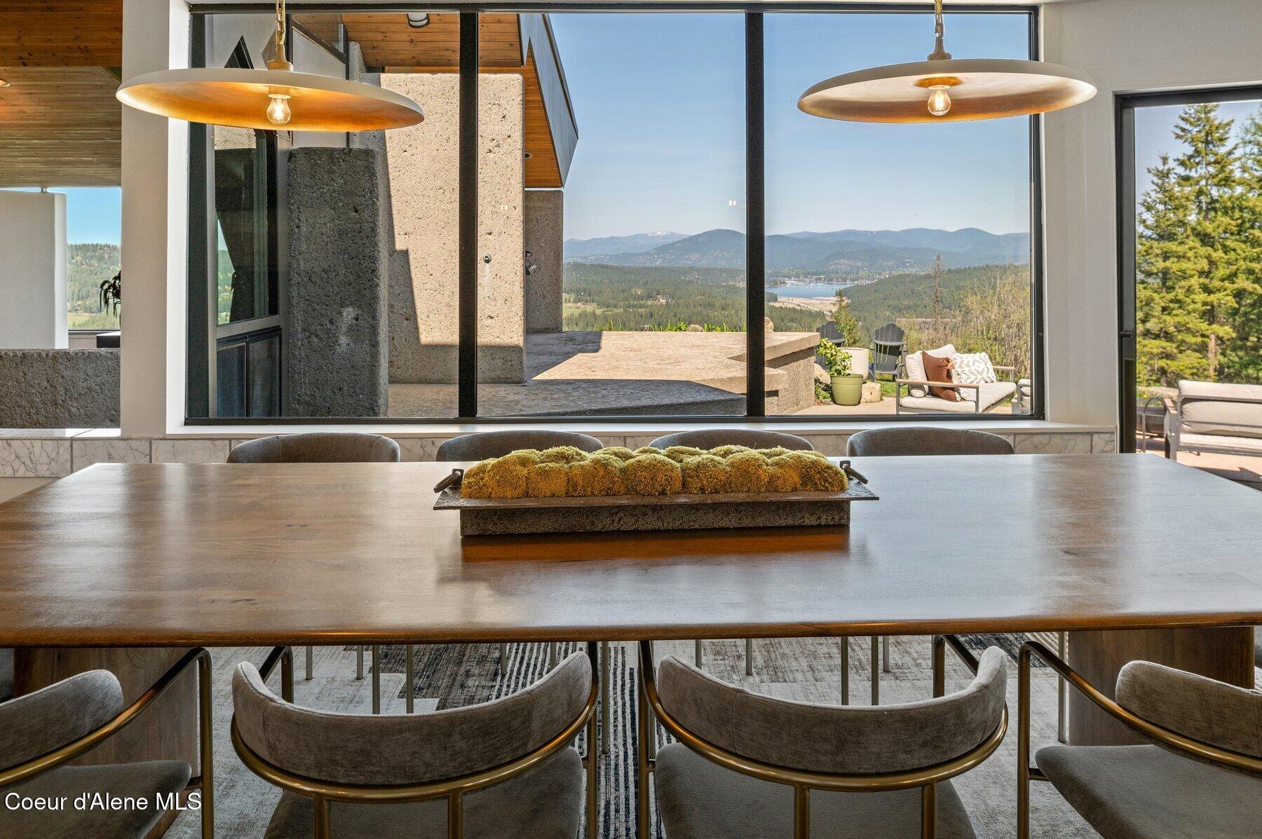 7801 West Eagle Ridge Road Coeur D'Alene, ID 83814 - Photo 16 of 111 Dining Room