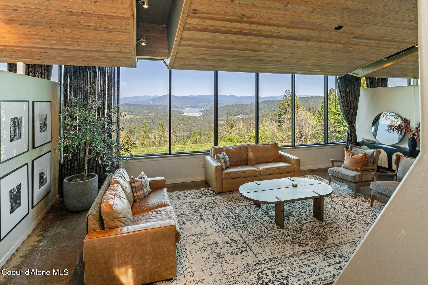 7801 West Eagle Ridge Road Coeur D'Alene, ID 83814 - Photo 21 of 111 Family Room