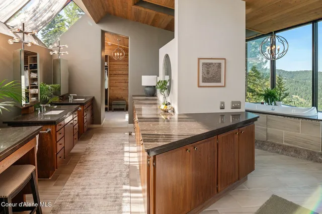 $2,975,000 | 7801 West Eagle Ridge Road, Coeur D'Alene, ID 83814