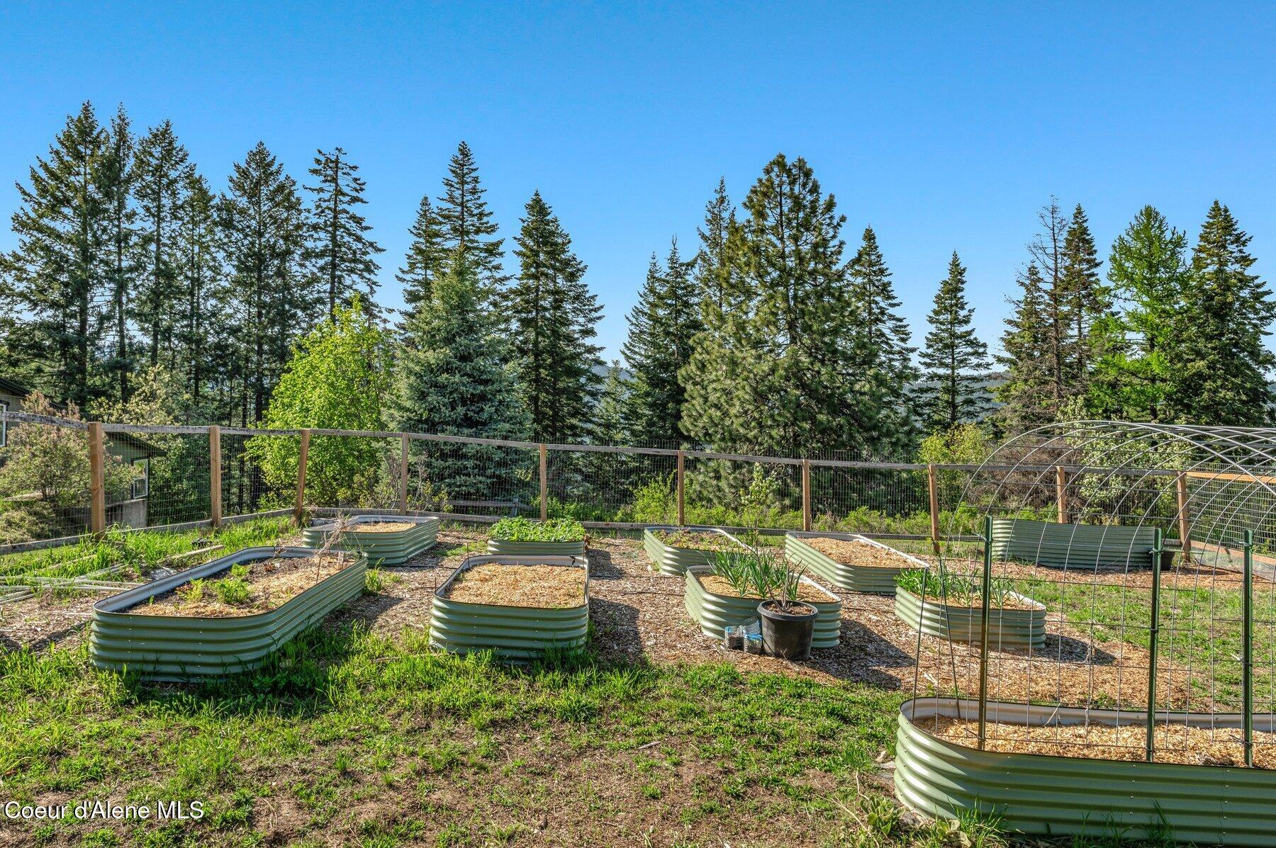 7801 West Eagle Ridge Road Coeur D'Alene, ID 83814 - Photo 66 of 111 Large Fenced Garden