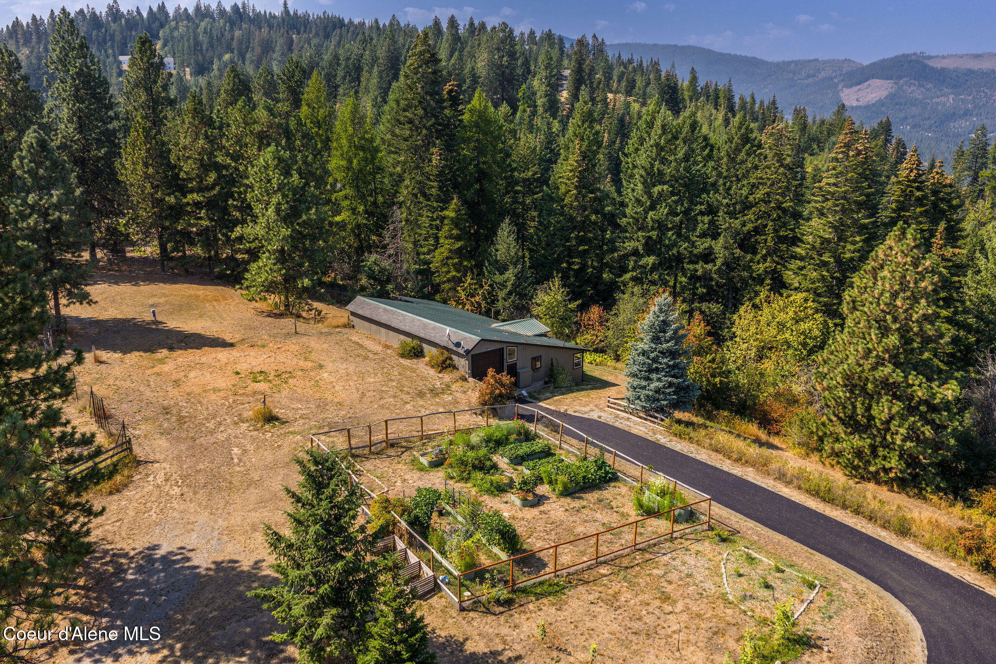 7801 West Eagle Ridge Road Coeur D'Alene, ID 83814 - Photo 80 of 111 Aerial - Guest House - Garden