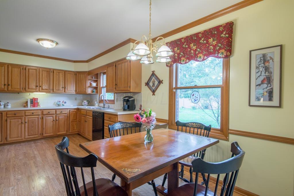 3247 West Case Road Dublin, OH 43017 - Photo 10 of 34 Gallery Image 10