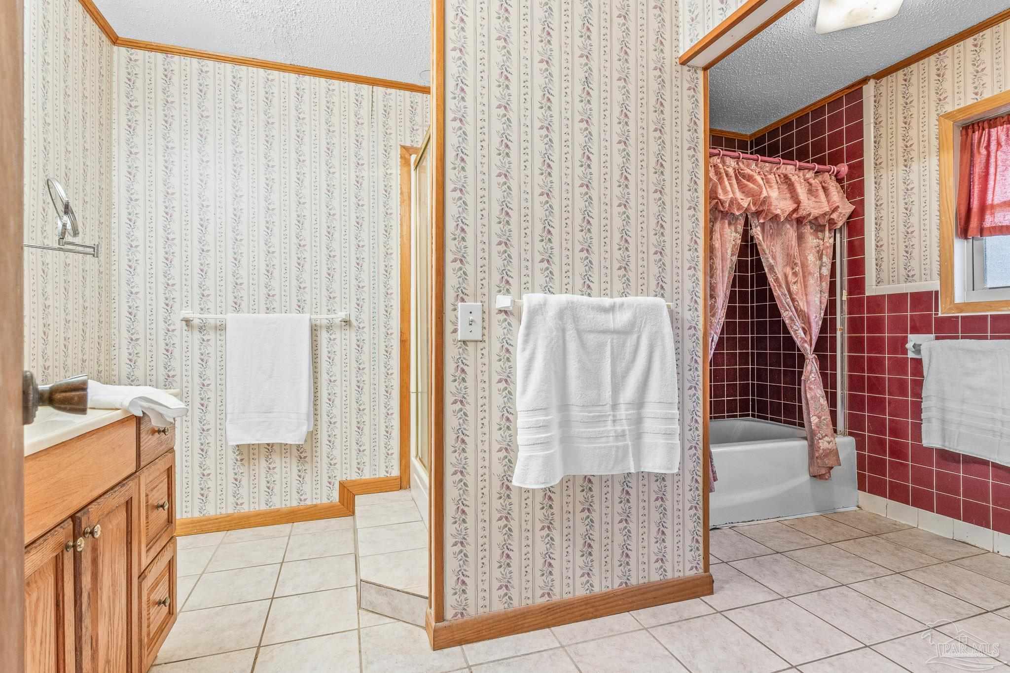 4711 Crary Road Century, FL 32535 - Photo 5 of 50