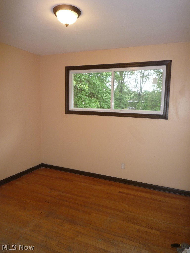 480 Harris Road Cleveland, OH 44143 - Photo 15 of 20 Gallery Image 15