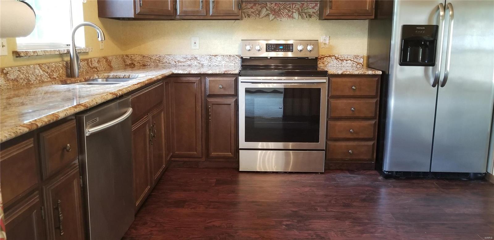 142 Shiloh Station Road O'Fallon, IL 62269 - Photo 20 of 93