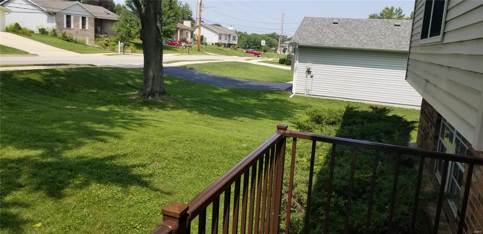 142 Shiloh Station Road O'Fallon, IL 62269 - Photo 4 of 93