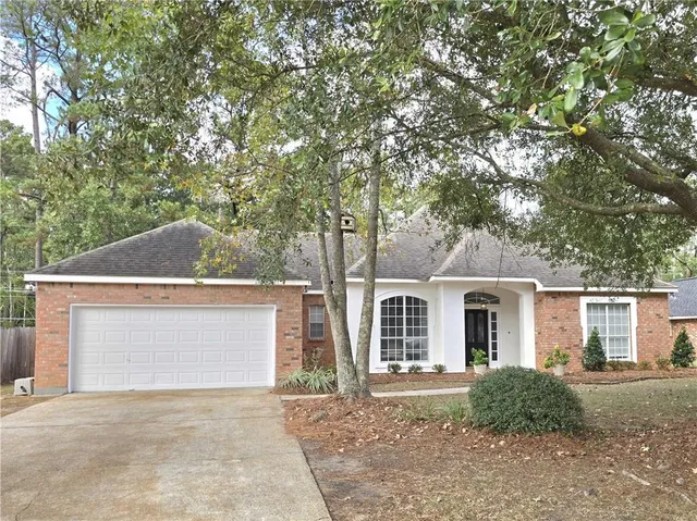 $2,650 | 2107 Olvey Drive, Mandeville, LA 70448