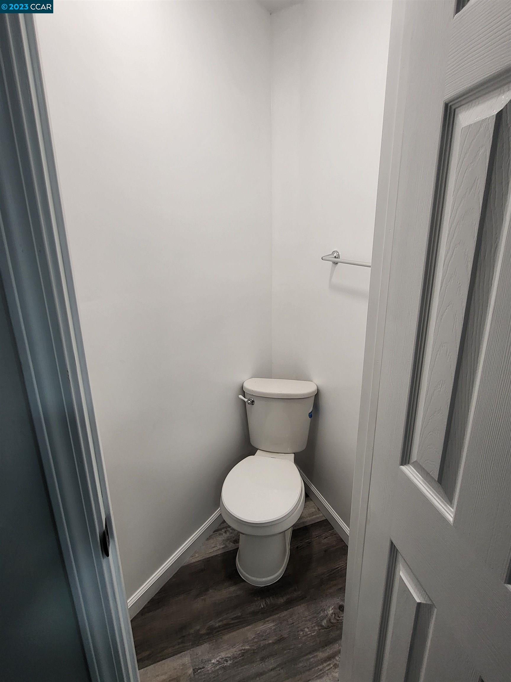 1315 Curtis Street Berkeley, CA 94702 - Photo 6 of 8