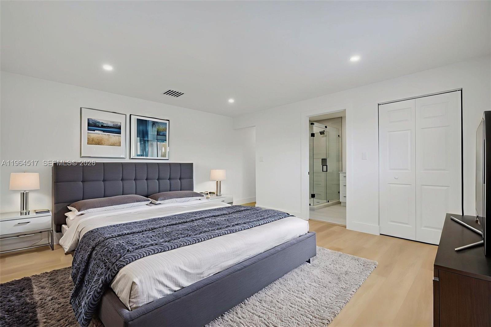 17887 Northwest 78th Place Hialeah, FL 33015 - Photo 13 of 46 Virtually Staged