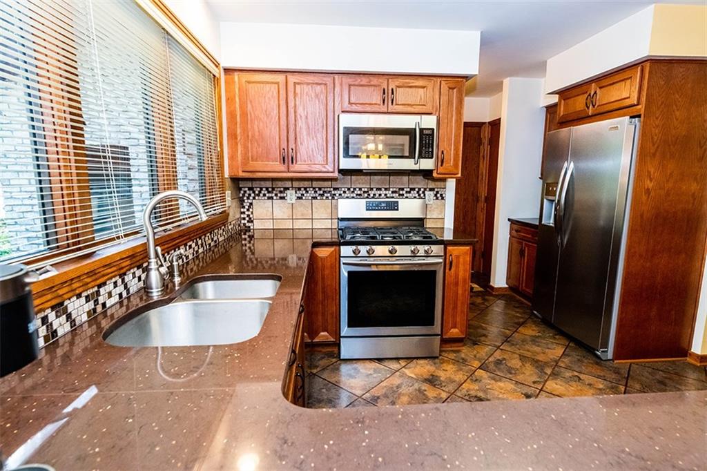 870 White Farm Road Indiana, PA 15701 - Photo 9 of 20 Kitchen