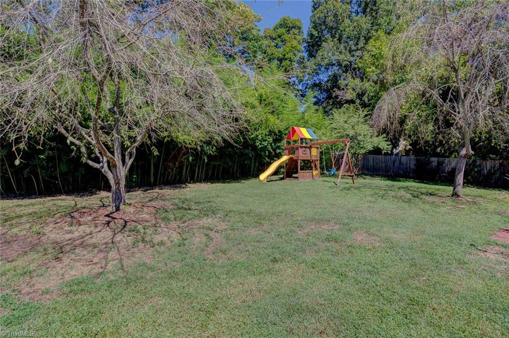 504 Rockspring Road High Point, NC 27262 - Photo 26 of 30 Gallery Image 26