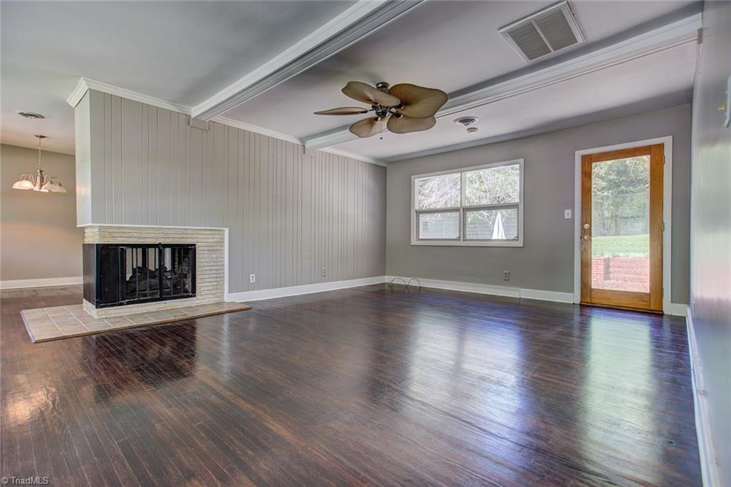 504 Rockspring Road High Point, NC 27262 - Photo 4 of 30 Gallery Image 4