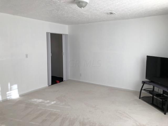 1798 Penfield Road Columbus, OH 43227 - Photo 4 of 16