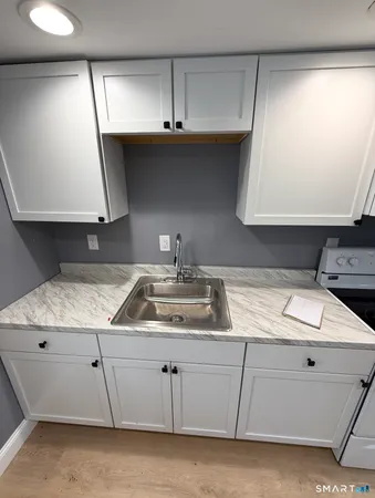 $759,900 | 2-12 Lyon Street, Putnam, CT 06260