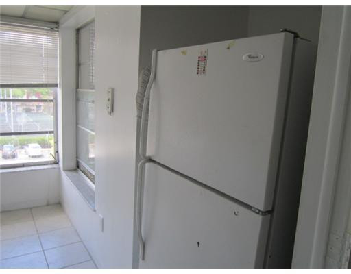 4176 Inverrary Drive, Unit 411 Lauderhill, FL 33319 - Photo 5 of 9 Kitchen