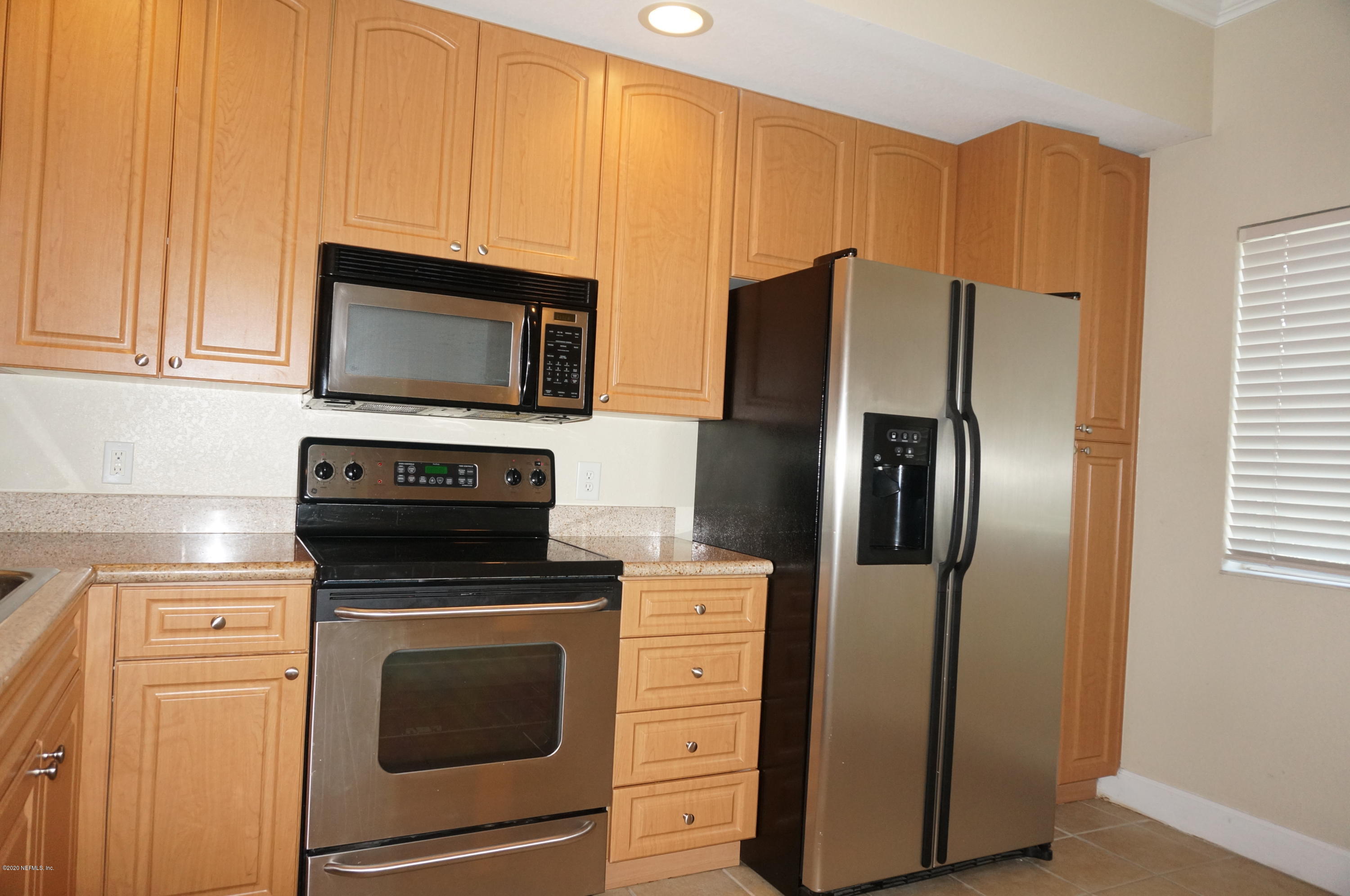 9745 Touchton Road, Unit 925 Jacksonville, FL 32246 - Photo 6 of 22 Kitchen 1