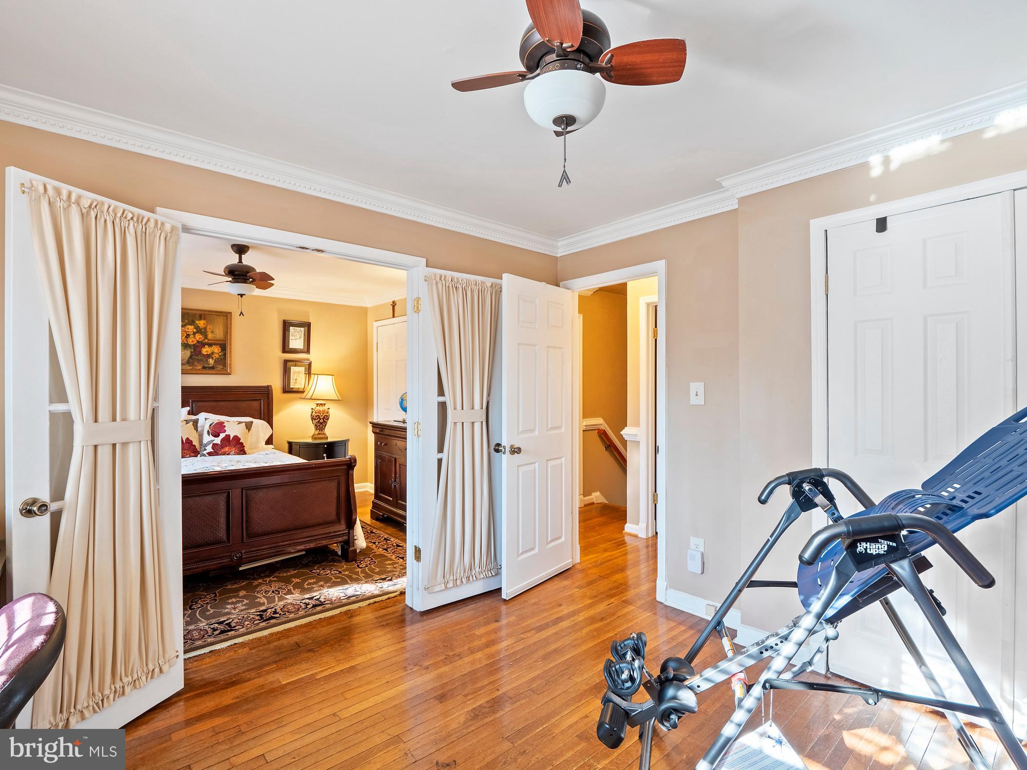 1820 Golf View Court Reston, VA 20190 - Photo 18 of 29 Gallery Image 18