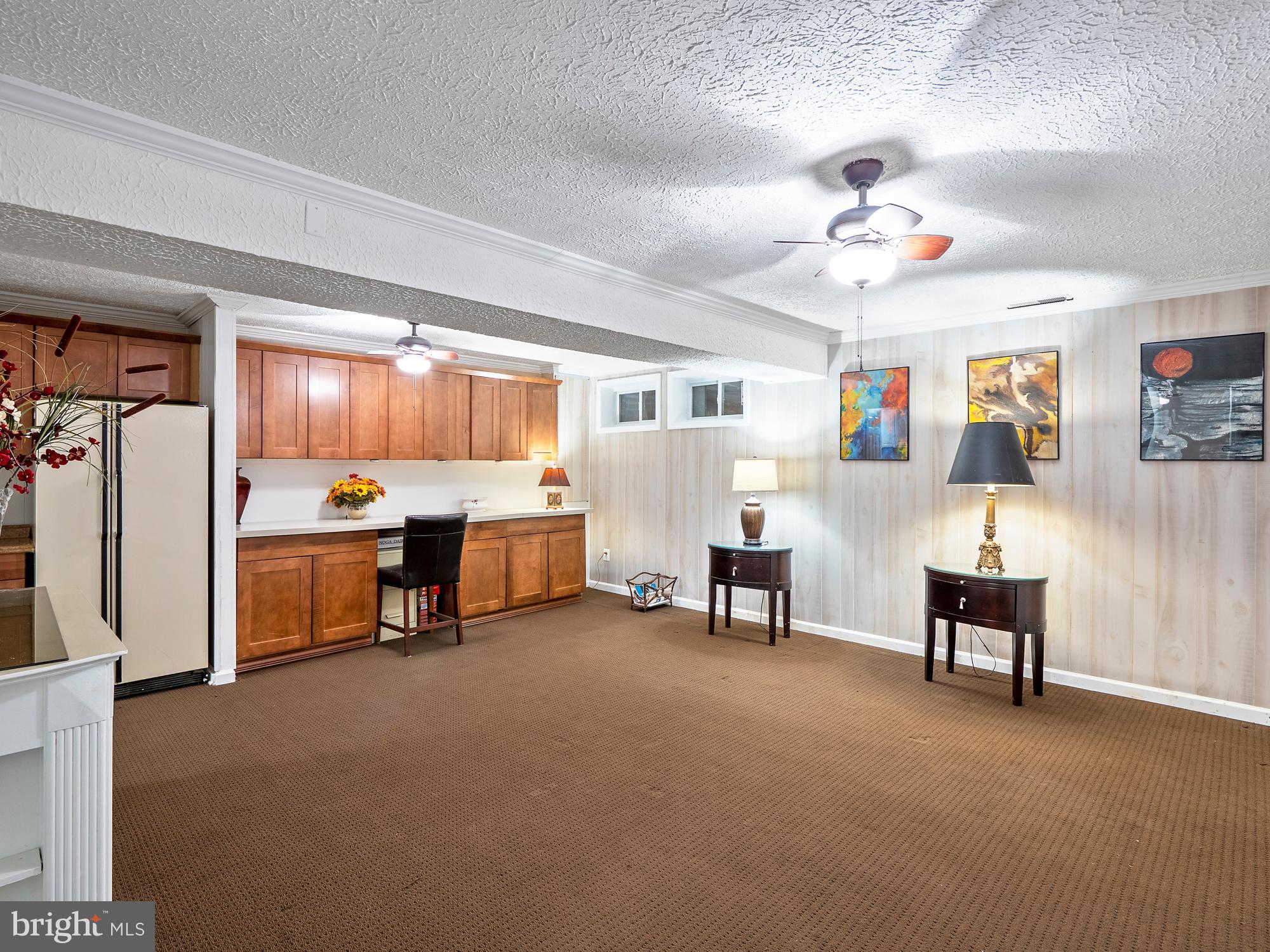 1820 Golf View Court Reston, VA 20190 - Photo 24 of 29 Gallery Image 24