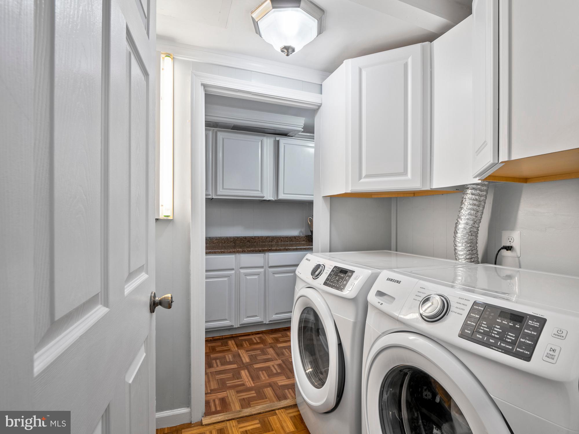 1820 Golf View Court Reston, VA 20190 - Photo 25 of 29 Gallery Image 25