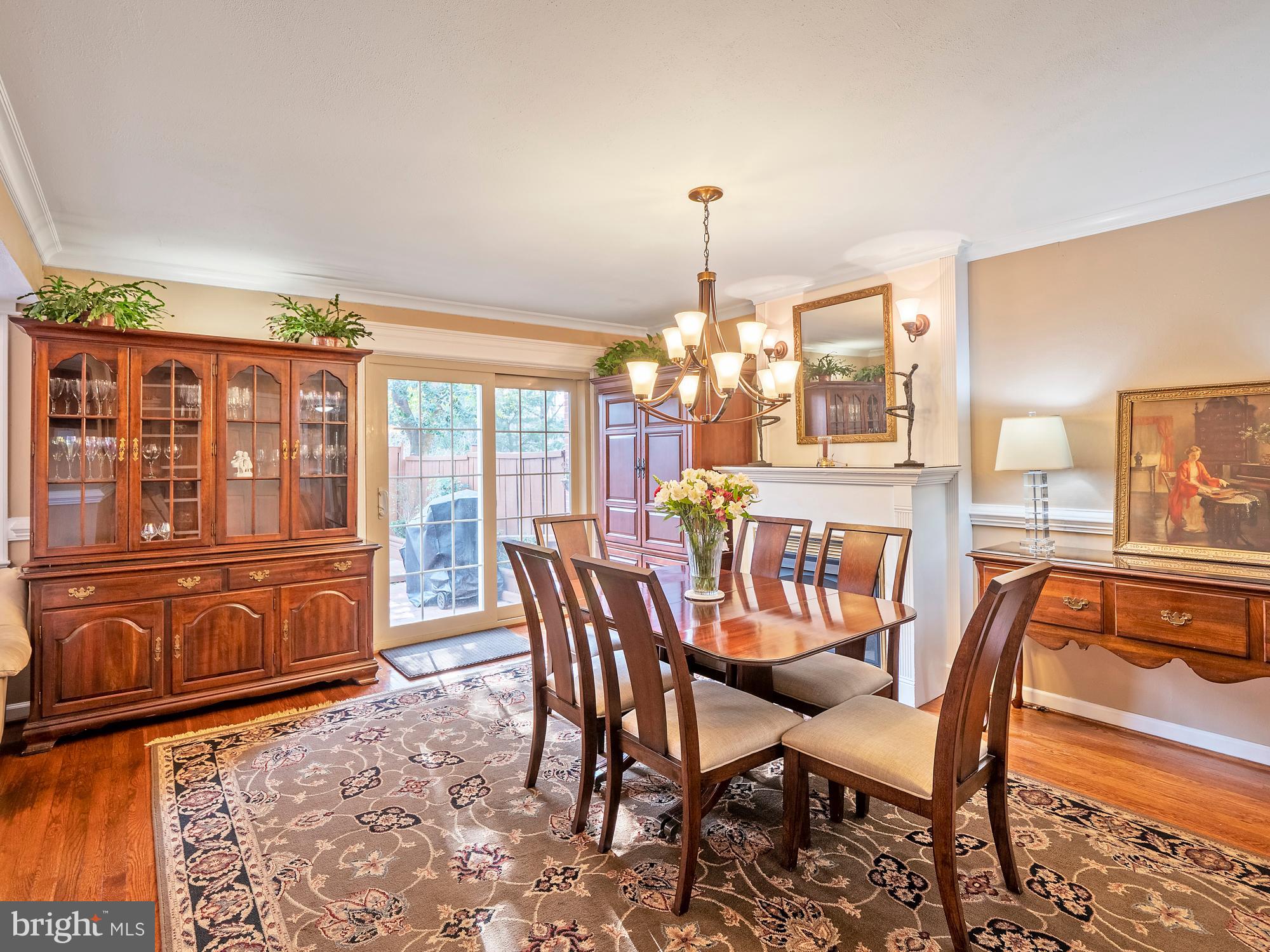 1820 Golf View Court Reston, VA 20190 - Photo 8 of 29 Gallery Image 8