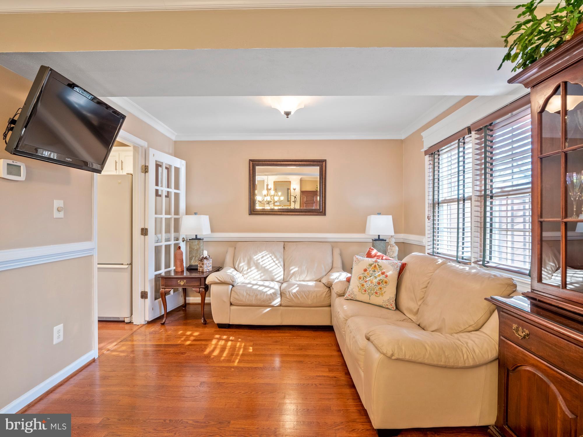 1820 Golf View Court Reston, VA 20190 - Photo 10 of 29 Gallery Image 10