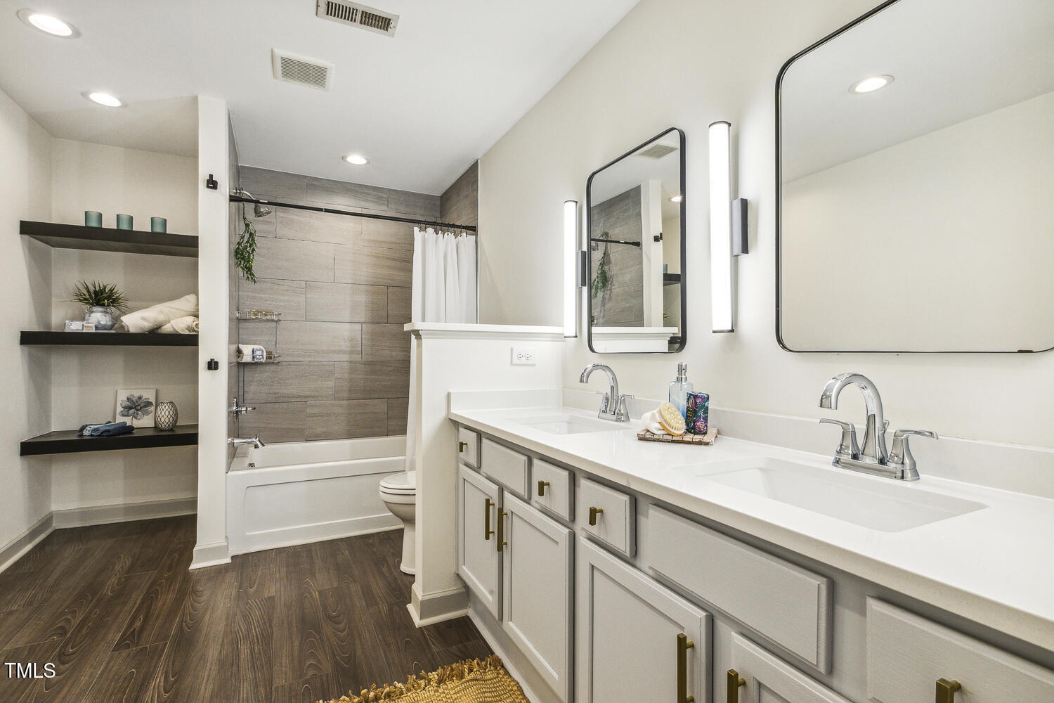 5402 Goldenglow Way Raleigh, NC 27606 - Photo 26 of 44 026