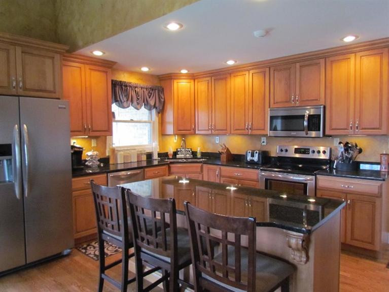 302 Sasser School Road London, KY 40744 - Photo 10 of 35 kitchen and breakfast bar