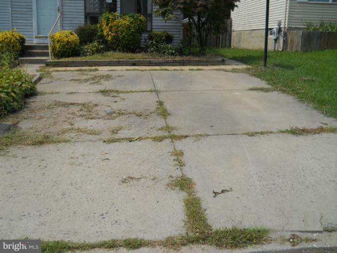 4016 Cedar Mills Road Randallstown, MD 21133 - Photo 2 of 27 Exterior-driveway