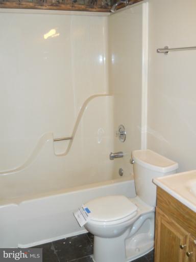 4016 Cedar Mills Road Randallstown, MD 21133 - Photo 17 of 27 Bath