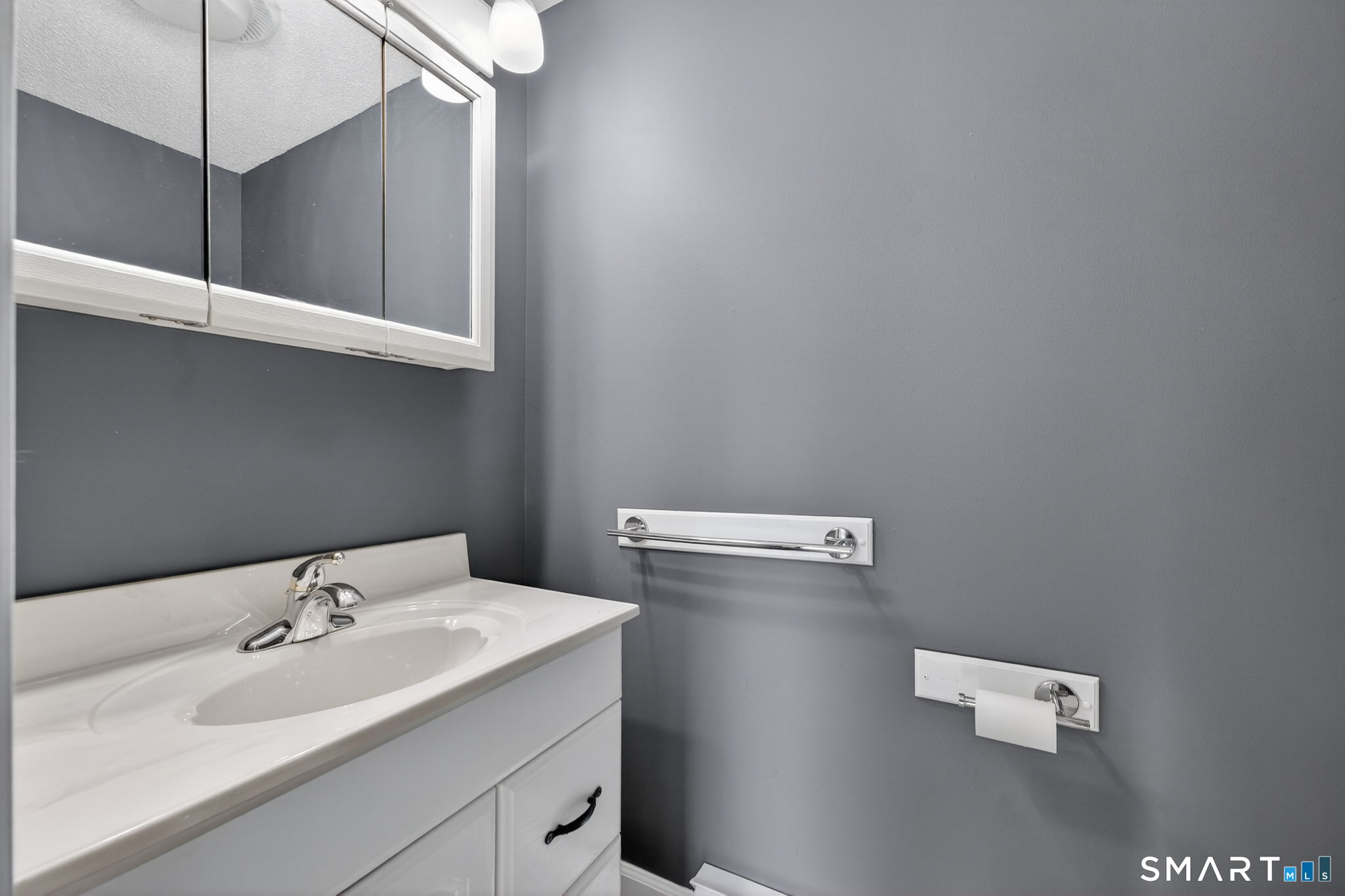 8 High Street Wallingford, CT 06492 - Photo 31 of 35