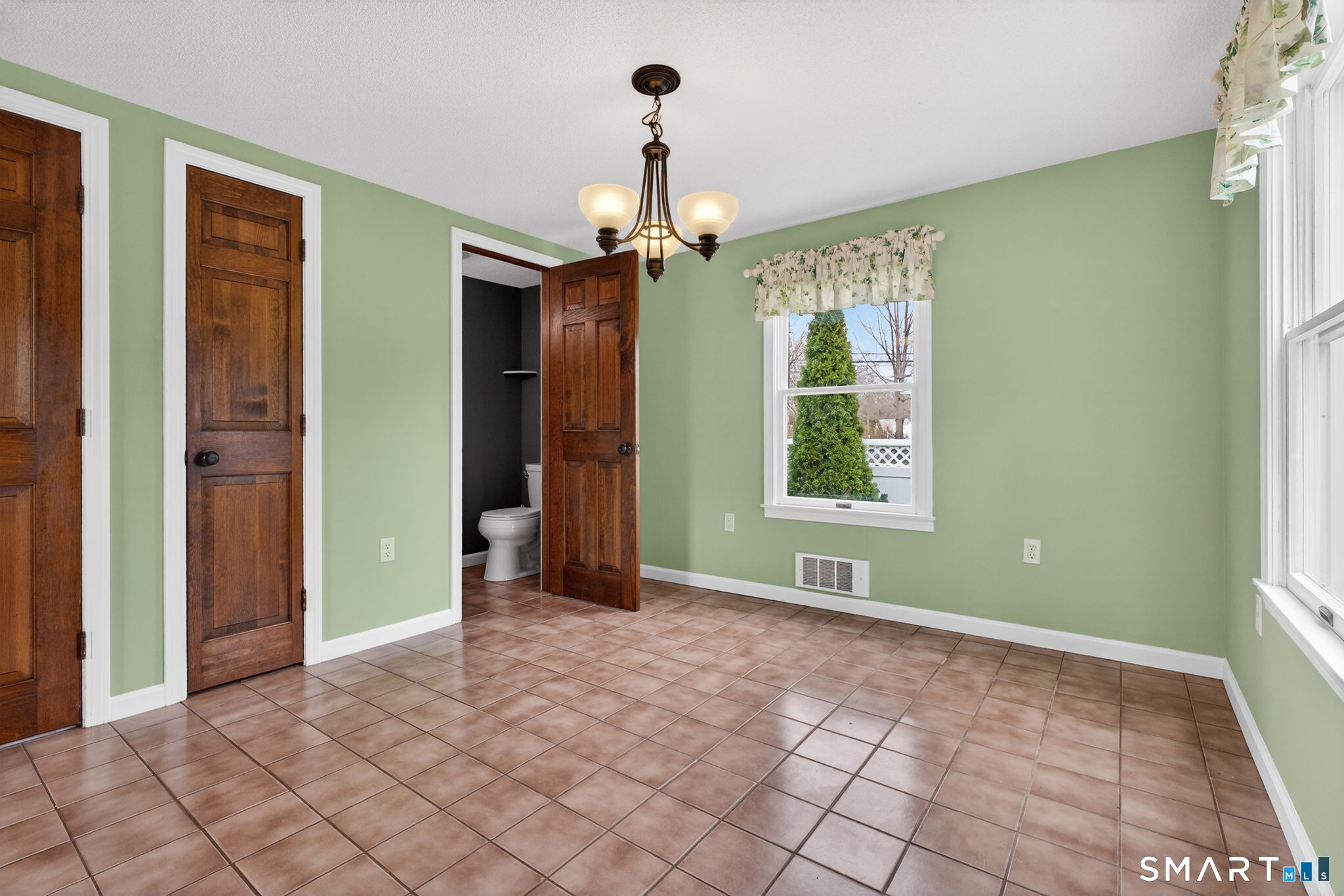 8 High Street Wallingford, CT 06492 - Photo 8 of 35