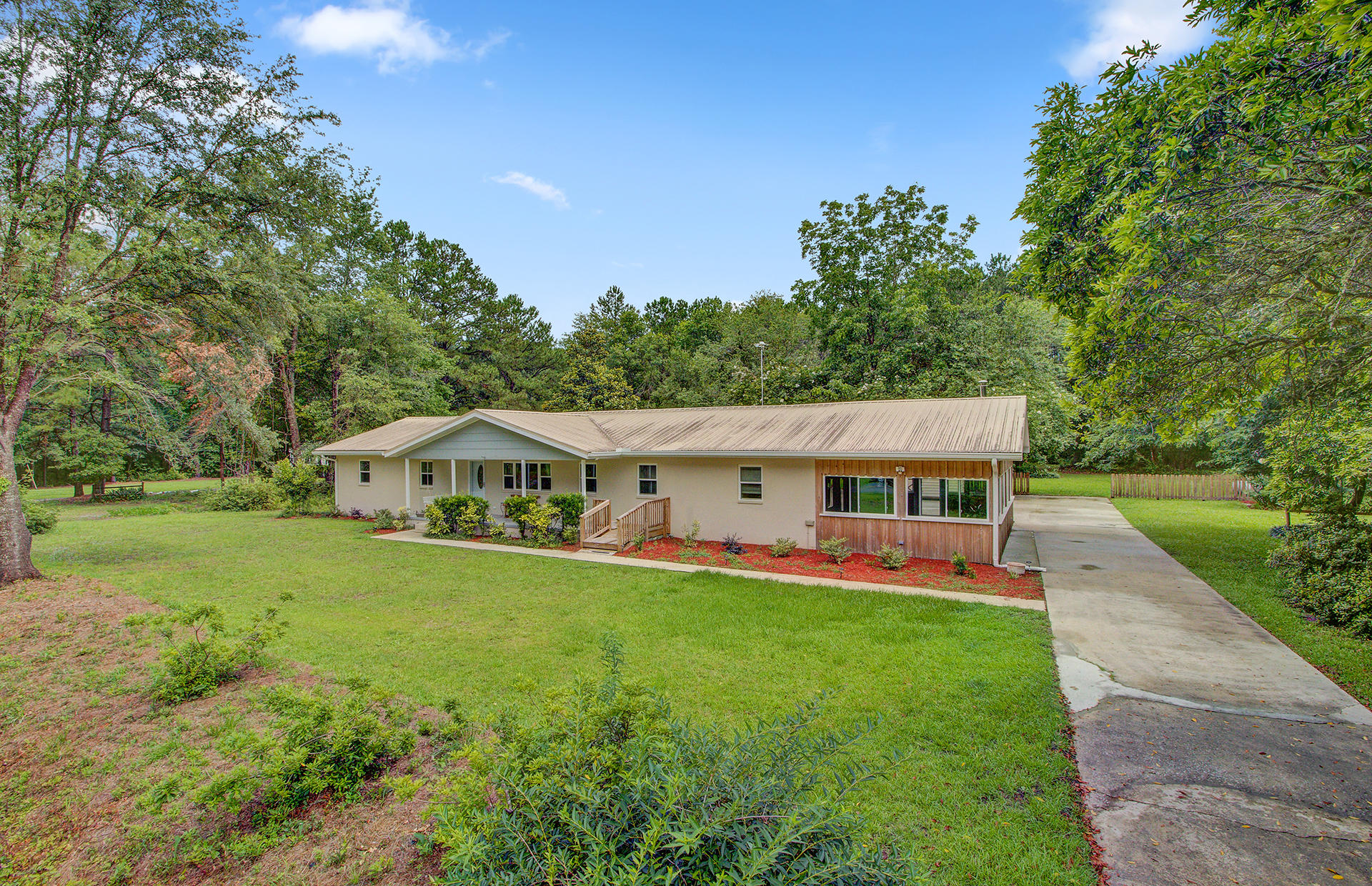 1261 Zion Road Dorchester, SC 29437 - Photo 3 of 51 2