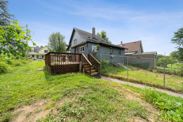 $170,000 | 407 3rd Avenue, Osceola, WI 54020