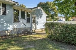 29 Saybrook Road Shrewsbury, MA 01545 - Photo 3 of 24 Gallery Image 3