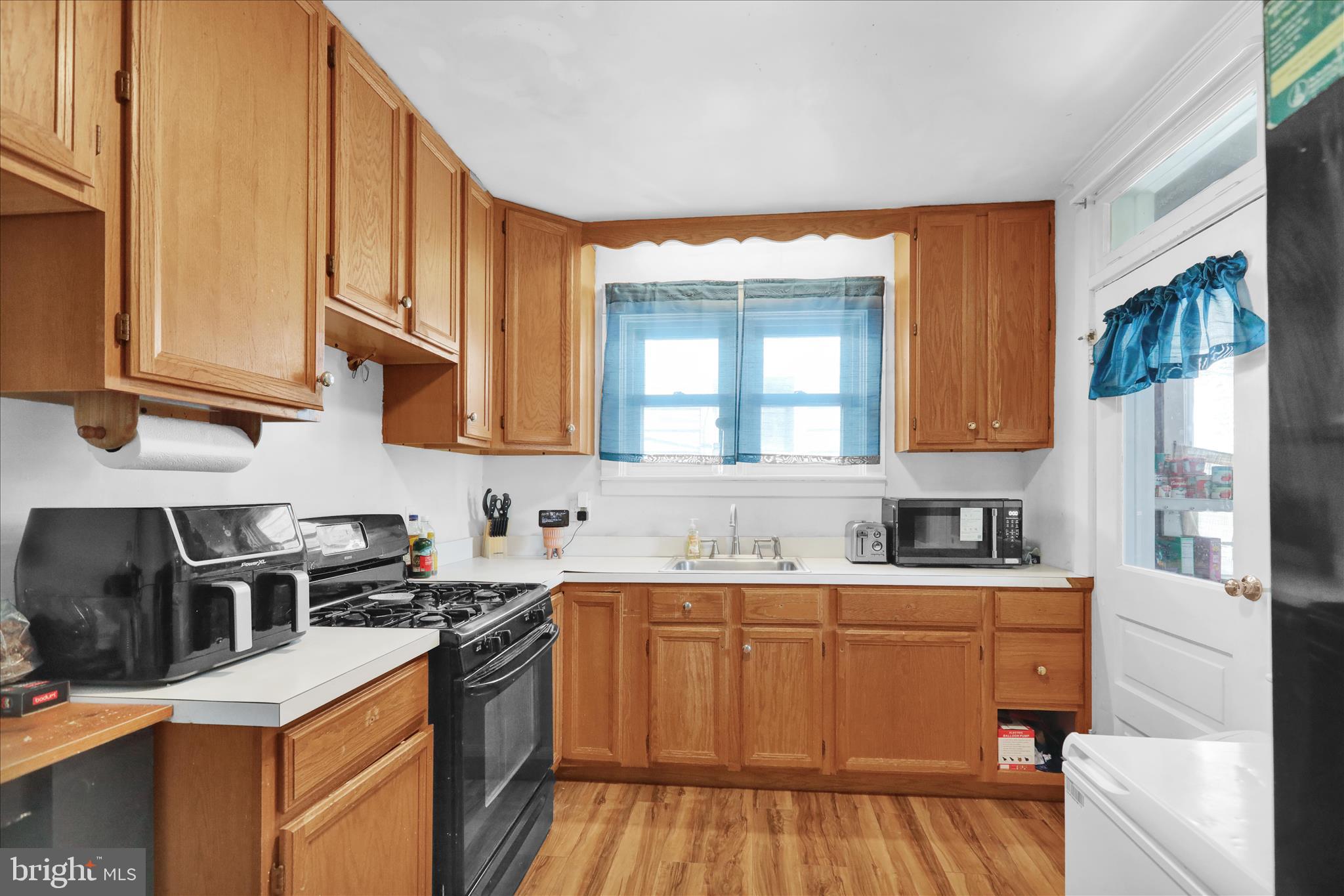 106 Reading Avenue Reading, PA 19607 - Photo 10 of 23 360_2925