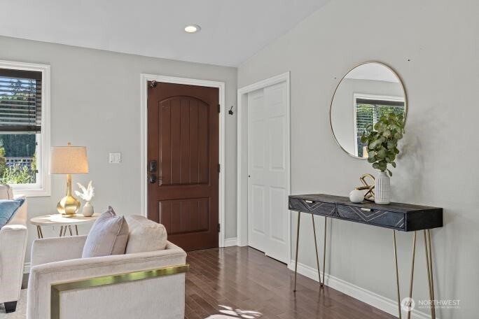 21904 88th Place West Edmonds, WA 98026 - Photo 20 of 40 a living room with furniture and a mirror