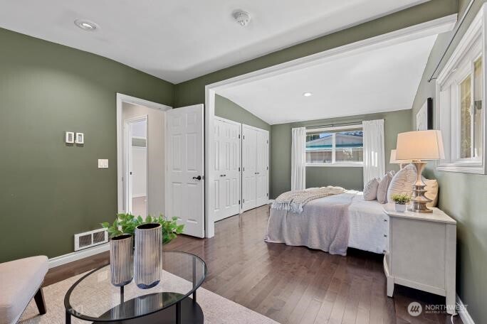 21904 88th Place West Edmonds, WA 98026 - Photo 24 of 40 a living room with furniture and a window