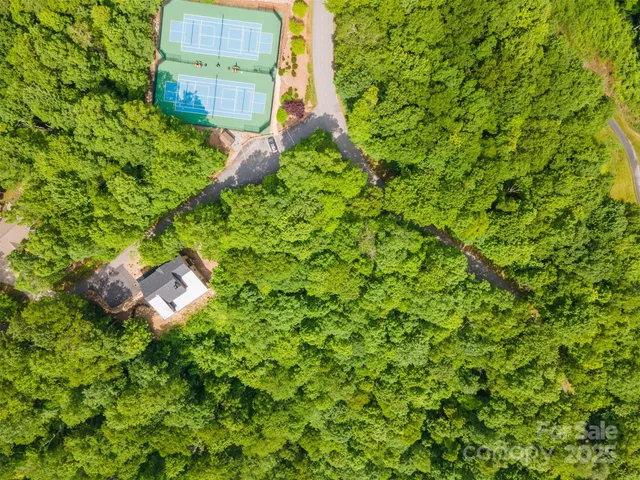 $299,999 | 627 Steeplebush Court, Glenville, NC 28736