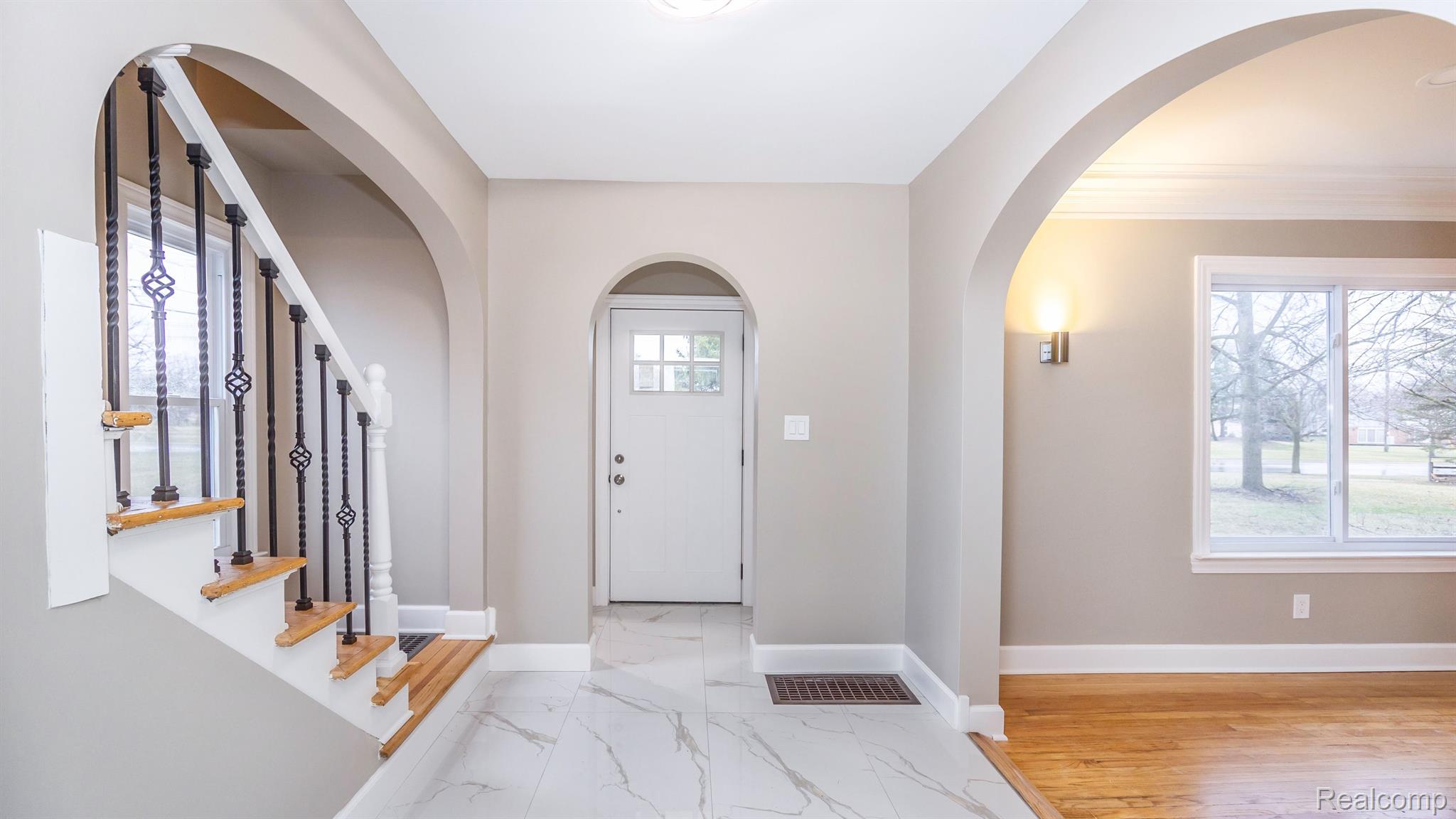 28653 Drake Road Farmington, MI 48331 - Photo 17 of 59 Gallery Image 17
