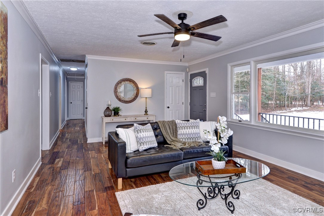 11935 Cattail Road New Kent, VA 23124 - Photo 5 of 29 Gallery Image 5