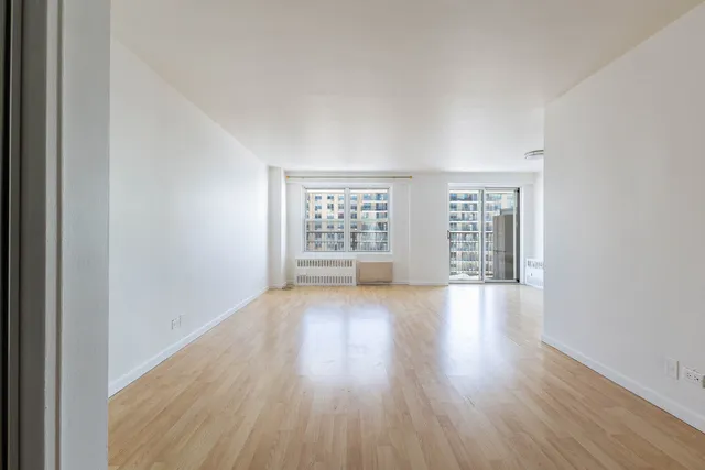 $2,995 | 601 Surf Avenue, Unit 18N | Coney Island