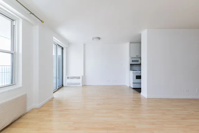 $2,995 | 601 Surf Avenue, Unit 18N | Coney Island