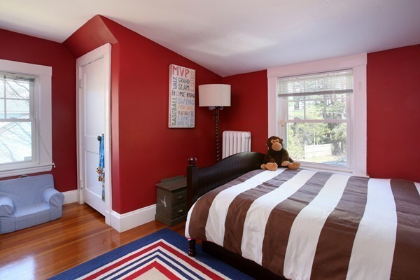 8 Maple Road Wellesley, MA 02481 - Photo 8 of 9