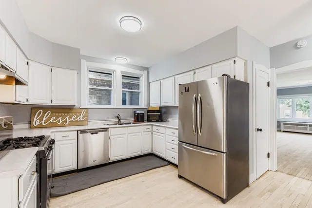 $438,000 | 3124 North 76th Avenue, Elmwood Park, IL 60707