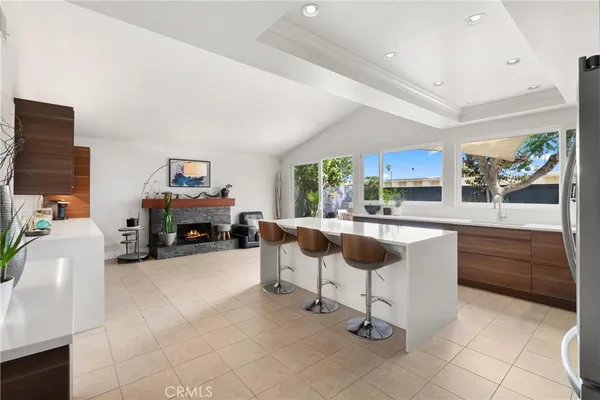 $1,599,888 | 20442 Harbor Isle Lane, Huntington Beach, CA 92646