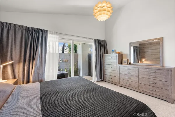 $1,599,888 | 20442 Harbor Isle Lane, Huntington Beach, CA 92646
