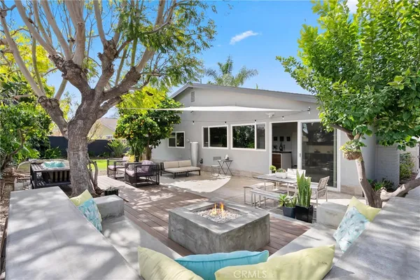 $1,599,888 | 20442 Harbor Isle Lane, Huntington Beach, CA 92646