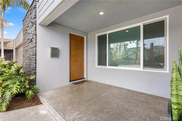 $1,599,888 | 20442 Harbor Isle Lane, Huntington Beach, CA 92646