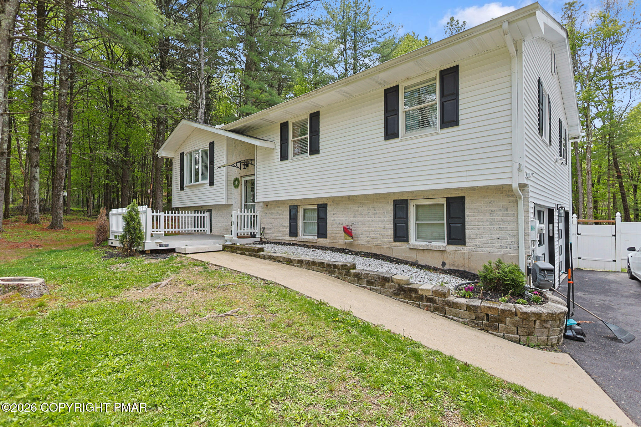 268 Turkey Ridge Kunkletown, PA 18058 - Photo 2 of 37 3