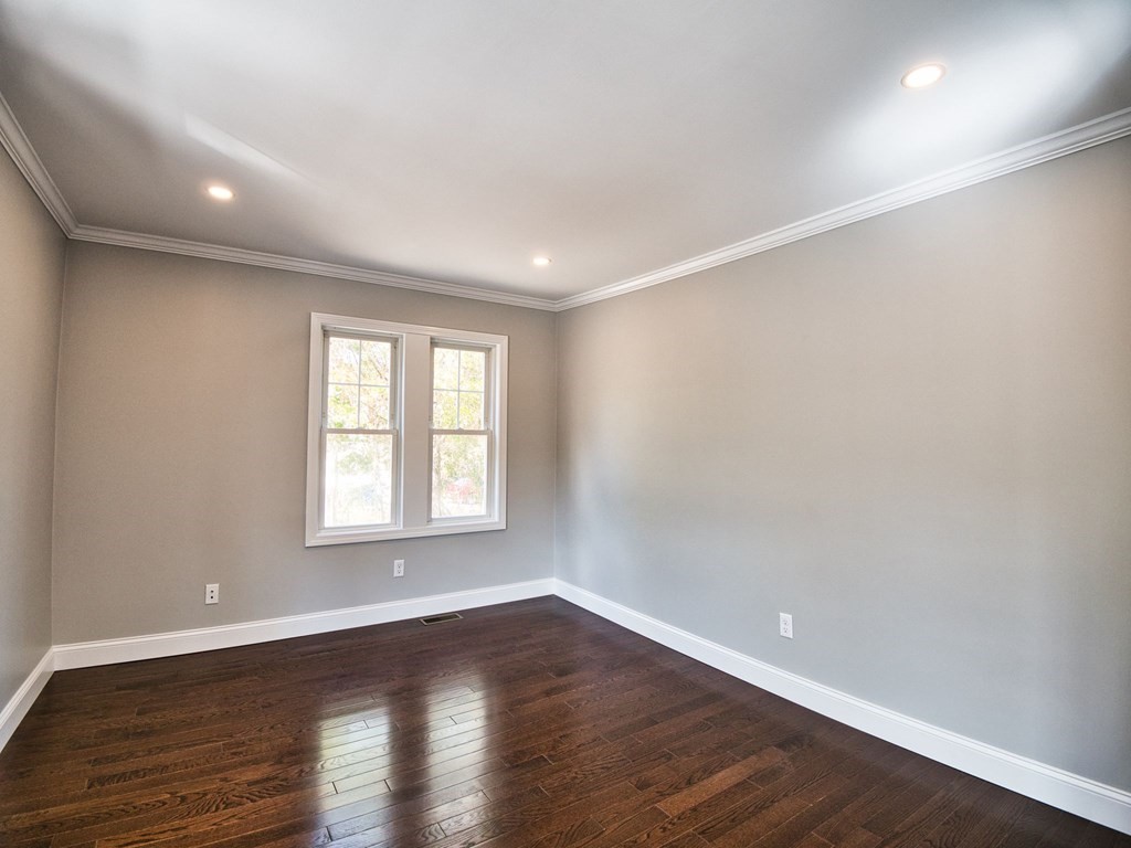 934 Wilson Road Fall River, MA 02720 - Photo 10 of 26 Gallery Image 10